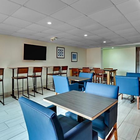 Holiday Inn Express & Suites Bad Axe, An Ihg Hotel Εξωτερικό φωτογραφία